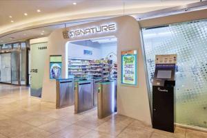 a store with a cash register in a shopping mall at LOTTE CITY HOTEL Ulsan in Ulsan +49 photos