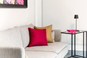 Gallery image of La Casa della Bruna, wonderful lake view & parking in Blevio +24 photos