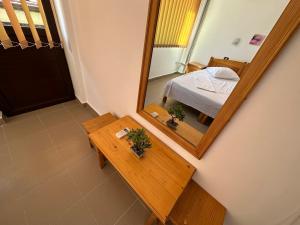 Postel nebo postele na pokoji v ubytování Hostel Stefania + 14 fotografií