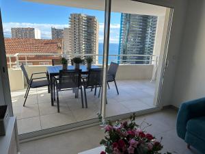 Ban công/sân hiên tại Victoria Palace- l'appartement avec vue mer et à proximité de Monaco