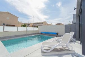 Bazén v ubytování 208 Luxury Villa Pool Sauna Cinema - Alicante Hol nebo v jeho okolí