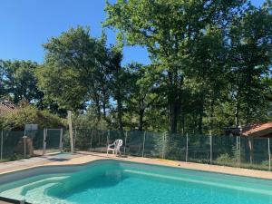 Πισίνα στο ή κοντά στο Chalets & Camping Villa Mayari +54 φωτογραφίες