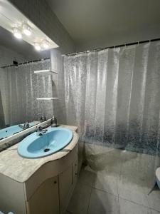 Kúpeľňa v ubytovaní Costa Daurada Apartaments - APARTAMENTO ARAGON