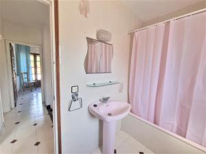 Kúpeľňa v ubytovaní Holiday Home Betty
