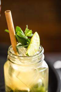 Bebidas en Hôtel Le Rivage vue sur mer - Châtelaillon-plage