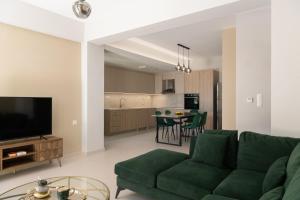 Mela Luxury Apartments tesisinde bir oturma alanı