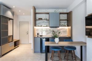 A kitchen or kitchenette at Sole Mare