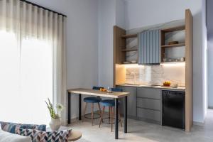 A kitchen or kitchenette at Sole Mare
