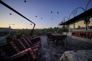 A balcony or terrace at Lucky Luke Stone House