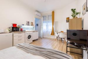 UrbanNest - Super Cozy Apartment by NW 1084 Budapest, 20 Víg utca kép - 2