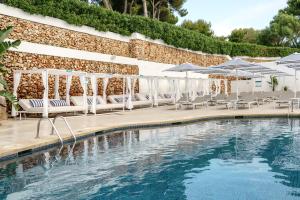 Basen w obiekcie AluaSoul Mallorca Resort - Adults only lub w pobliżu