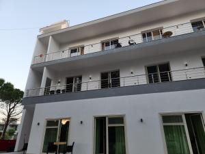 Uma varanda ou terraço em Sea Front Villa