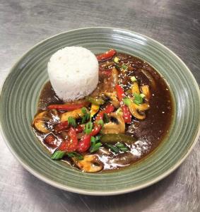 酒店内部或周边提供的食物