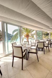 Бассейн в Hotel Apartamentos Cala Santanyi или поблизости