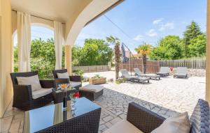 Posezení v ubytování Holiday Home Vrecari 27