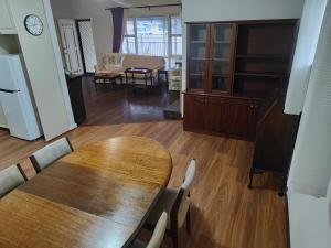 S&S Guest House的休息区