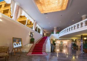 Hall ou réception de l'établissement Corfu Palace Hotel