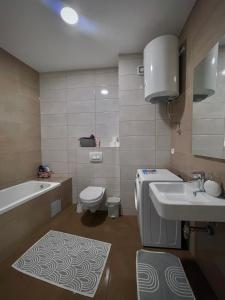 Ένα μπάνιο στο APARTMAN MASA