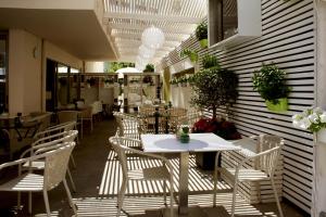 Gallery image of Svea Hotel in Rhodes Town