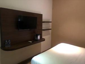Televisor o centre d'entreteniment de Hotel Aruni Ancol