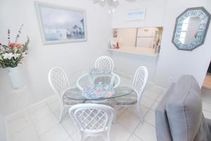 Φωτογραφία από το άλμπουμ του Colony Beach Club 126 σε New Smyrna Beach