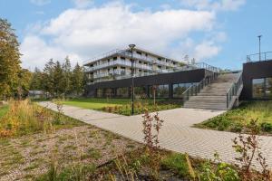 Κήπος έξω από το Lux Wellness Resort Apartments by the River by Renters Prestige +221 φωτογραφίες