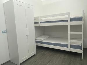 A bed or beds in a room at Villa Margherita
