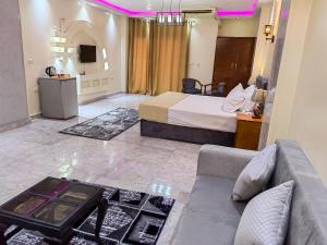 Katil atau katil-katil dalam bilik di Gem Overlooking inn