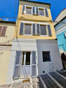 Φωτογραφία από το άλμπουμ του N266 - Numana, deliziosa casa in centro storico σε Numana
