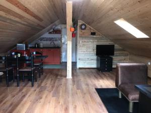 Nhà bếp/bếp nhỏ tại Versay Apartment