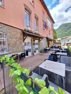 En restaurang eller annat matställe på Apartahotel portal de leon