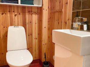Fotografie z fotogalerie ubytování Holiday home KLÄSSBOL II v destinaci Klässbol + 31 fotografií