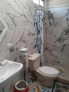 Koupelna v ubytování Casa espejo + 10 fotografií