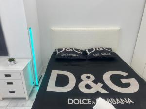 Postel nebo postele na pokoji v ubytování DeLuxe House Valencia