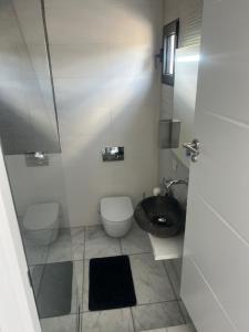 Koupelna v ubytování DeLuxe House Valencia