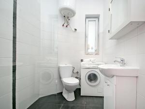 Kylpyhuone majoituspaikassa Sopot Comfy Apartment SA