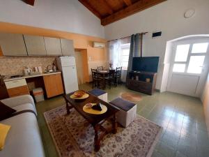 Nhà bếp/bếp nhỏ tại Apartman Boljević +11 ảnh