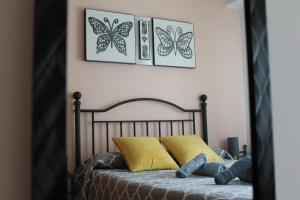 A bed or beds in a room at Corralón Tahonas. Centro histórico