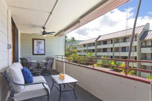 Μπαλκόνι ή βεράντα στο Ocean View Condo - at Magic Sands Beach