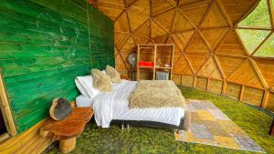 Postel nebo postele na pokoji v ubytování Glamping Magic Love