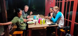 Os clientes hospedados em Casa Minha Backpackers Hostel