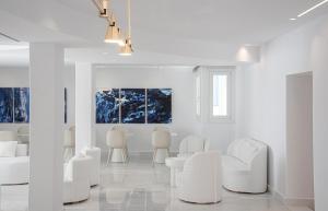 Posezení v ubytování Petasos Chic Hotel
