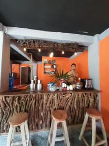Η κουζίνα ή μικρή κουζίνα στο Garden Grove Guest House & Coffee Bar +8 φωτογραφίες