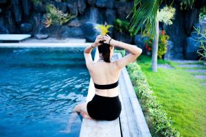 入住Alam Bali Beach Resort的客人