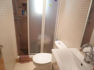 A bathroom at CAL53
