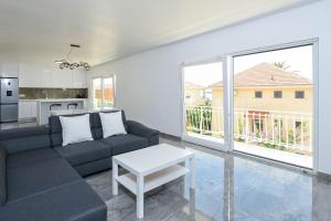 Kuchyň nebo kuchyňský kout v ubytování Apartments Marina