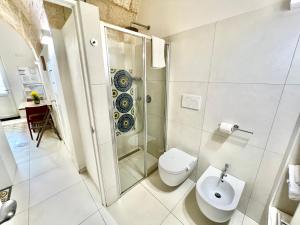 Koupelna v ubytování B&B Suite Amare Polignano + 31 fotografií