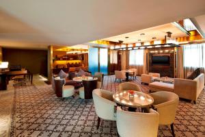 Lounge atau bar di Sheraton Xi'an North City Hotel