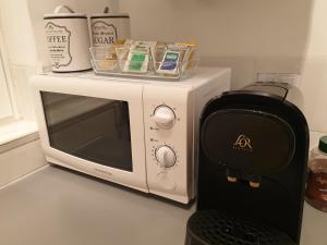 A kitchen or kitchenette at San Andres Beach View Apartment