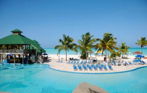 Bassein majutusasutuses Jolly Beach Antigua - All Inclusive või selle lähedal